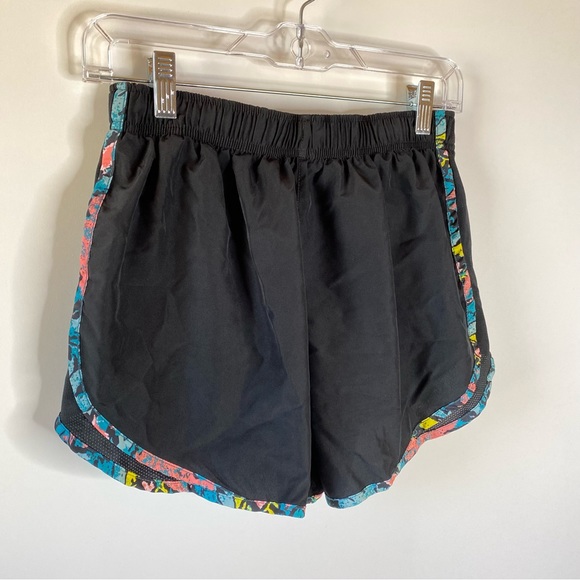 Nike Womens Dri-Fit Running Shorts Sz M Black Colorful Trim Pocket Lined Lightwt - Picture 6 of 10